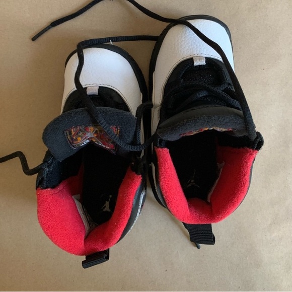 Toddler Retro Jordan 10s size 6 - Picture 13 of 14